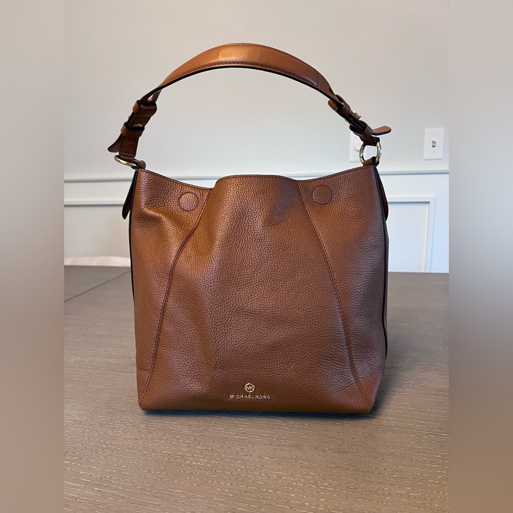 Michael Kors Tan Leather Shoulder Bag - Picture 5 of 16